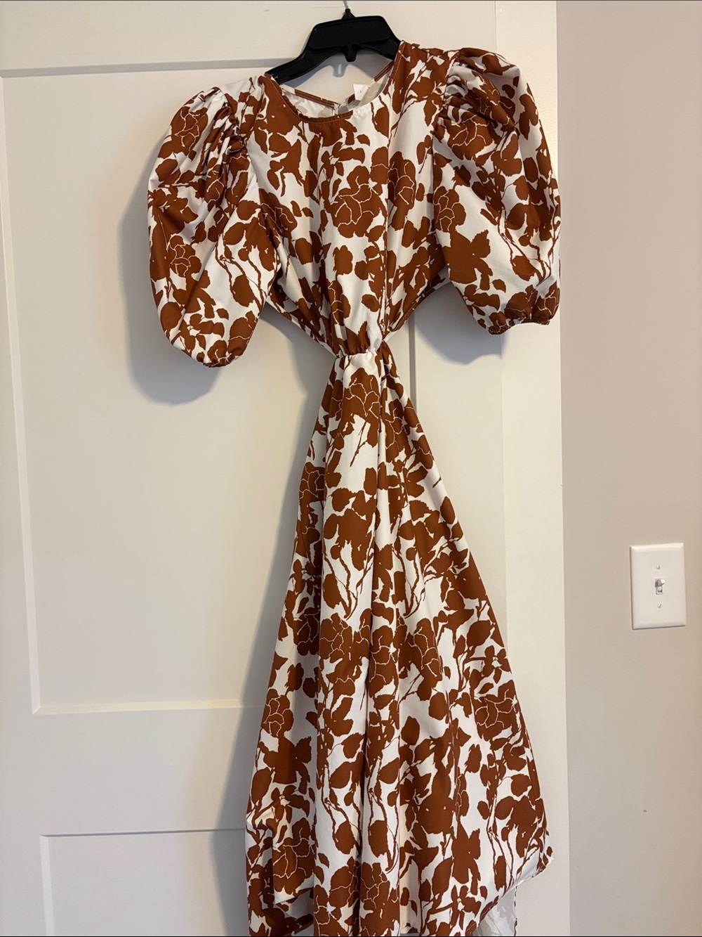 Brown Floral Maxi Dress with Puff Sleeves